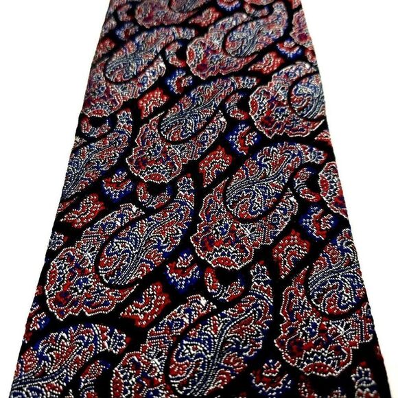 Cesarani Silk Tie‎ Black Red Paisley Woven - Picture 2 of 7